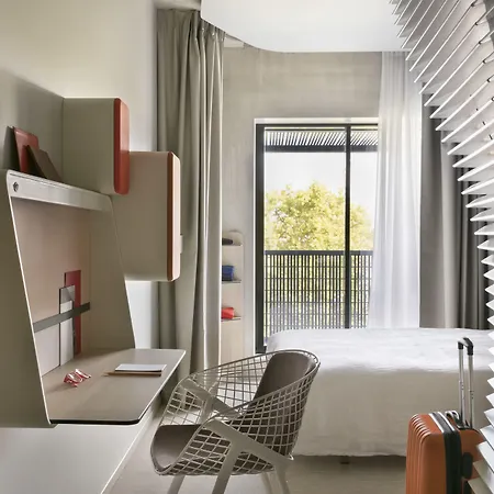 Hotel Okko Centre 4*