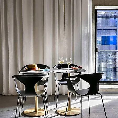 Okko Centre Hotell 4*